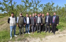 Başkan Aydın zirai don mağduru çiftçileri yalnız bırakmadı