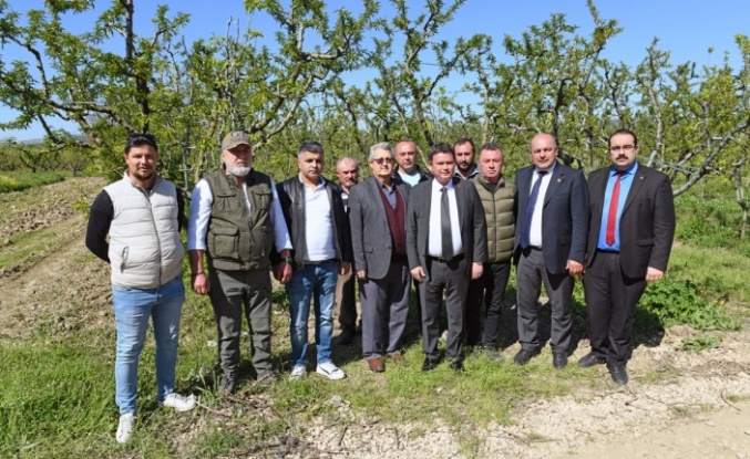 Başkan Aydın zirai don mağduru çiftçileri yalnız bırakmadı
